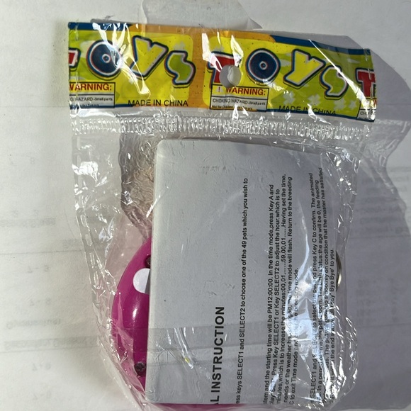 Tamagotchi Keychain Pink Unopened - Picture 4 of 5
